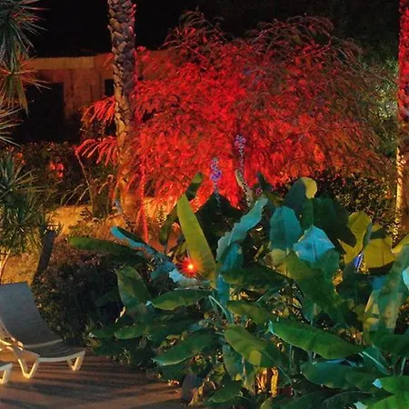 Windmolen Apart Bungalows Cirali